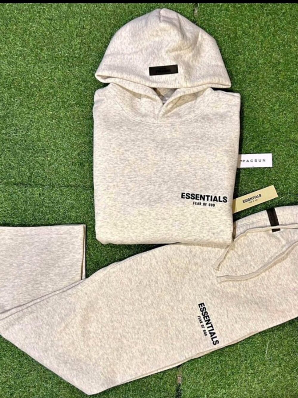 Essentials new Large Uncuffed light oat set